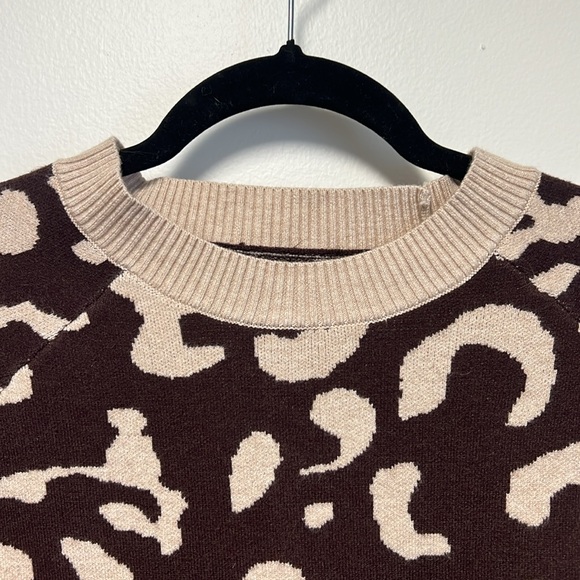 Sweater - Picture 3 of 4